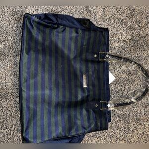 NWT Isaac Mizrahi Striped Navy and GreenTote/Travel Bag